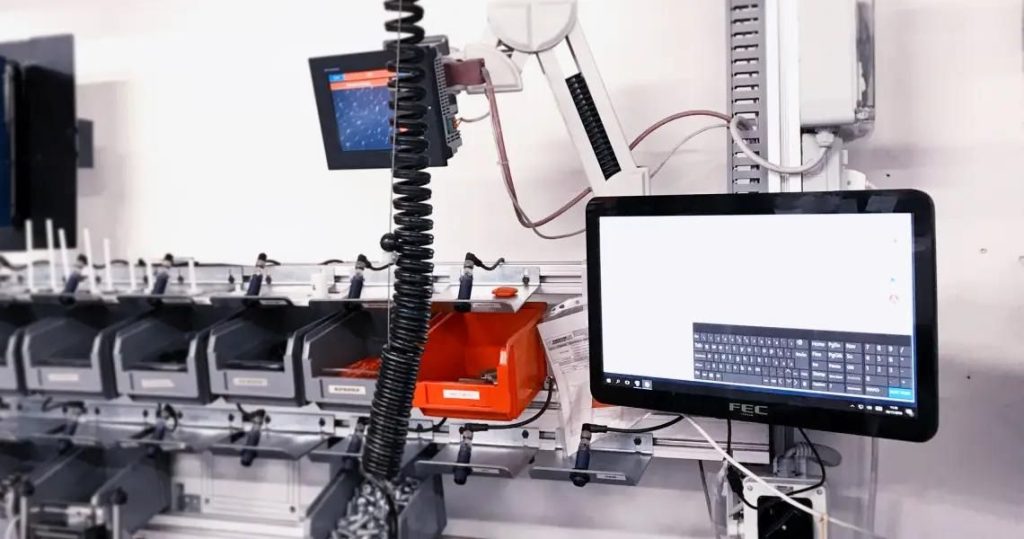 Massimizza l'efficienza con i PC Industriali | Lexter